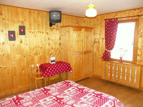 Les Granits Hotel 2*